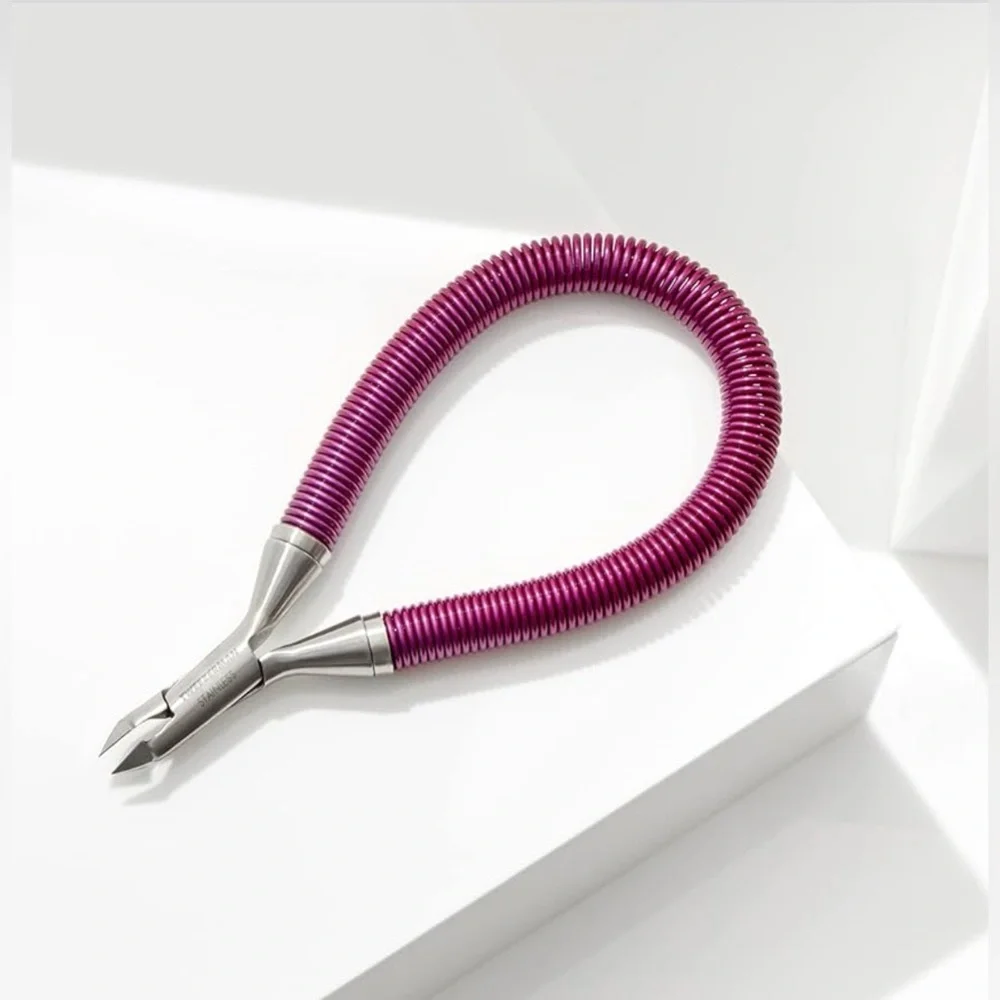Tweezerman Grip & Snip Spiral Spring Cuticle Nipper Stainless Steel